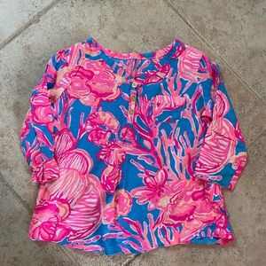 Girls size 4-5 shirt